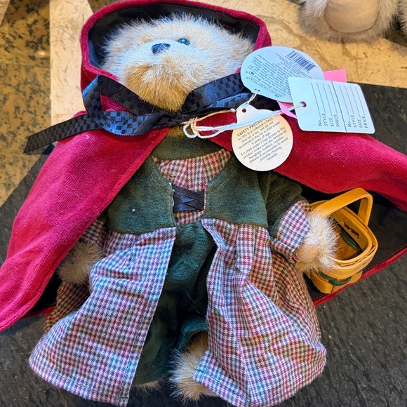 Boyds Bears - Picture 4 of 6